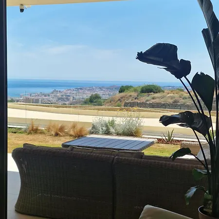 아파트 Et Lumieres Mediterraneennes *